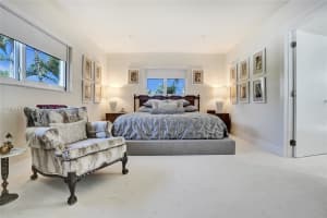 1000 S Southlake Dr, Hollywood, FL 33019, Sold 07/30/25