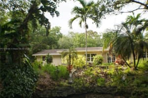 14360 SW 20th St, Davie, FL 33325, Sold 08/07/25