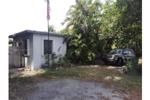 622 Ne 11th St, Homestead