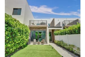 1604 SW 4th Ave, Fort Lauderdale, FL 33315 - MLS#A11819297