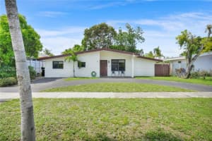 521 NE 175th St, North Miami Beach, FL 33162, Sold 07/16/25