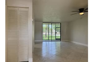 8211 NW 191st St # 3-B, Hialeah, FL 33015, - MLS#A11819369