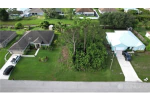 1574 Hackensack Ave Port Saint Lucie, FL 34953 - MLS#A11819371