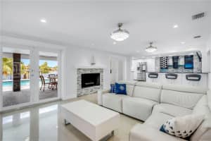 8500 NW 174th St, Hialeah, FL 33015, Sold 07/28/25