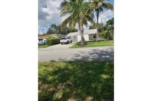 2149 NE 179th St, North Miami Beach, FL 33162, - MLS#A11819483
