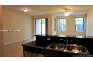 233 Las Brisas Cir 233 Sunrise, FL 33326 - MLS#A11819505
