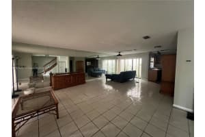 6885 NW 169th St #66D, Hialeah, FL 33015, Sold 08/18/25