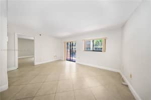 5249 NW 7th St APT 103, Miami, FL 33126, - MLS#A11819530