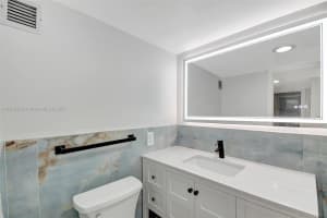 3015 N Ocean Blvd APT 4K, Fort Lauderdale, FL 33308, - MLS#A11819535