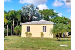 1015 NE 112th St, Biscayne Park, FL 33161, - MLS#A11819537