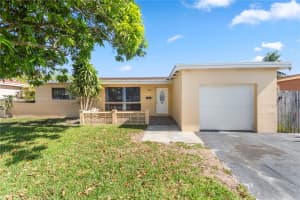 7816 Juniper St, Miramar