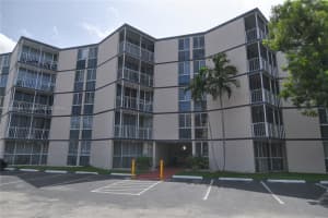 7125 NW 186th St APT B311, Hialeah, FL 33015, Sold 08/15/25