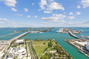 1000 Biscayne Blvd 4401, Miami