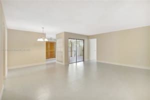 8860 Sw 123rd Ct K-104, Miami