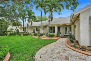 411 Nw 201st Ave Pembroke Pines, FL 33029 - MLS#A11819601