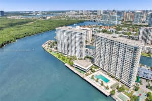 500 Bayview Dr APT 826, Sunny Isles Beach, FL 33160, - MLS#A11819602