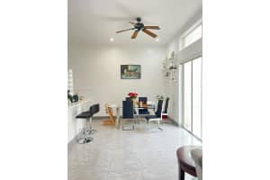 1120 Papaya St Hollywood, FL 33019 - MLS#A11819665