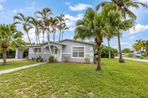 1561 Nw 62nd Ter Sunrise, FL 33313 - MLS#A11819718