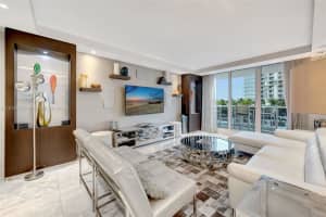 2301 Collins Ave 307, Miami Beach