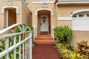 14621 Balgowan Rd Apt 206-3, Miami Lakes, FL 33016, - MLS#A11819751