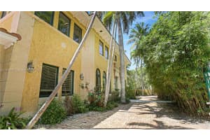 2050 Alton Rd, Miami Beach, FL 33140, - MLS#A11819857