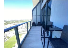 121 Ne 34th St Ph3212, Miami