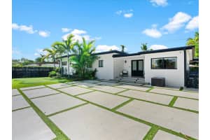 4531 Sw 15th St, Miami