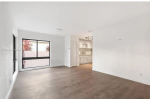 5901 Sw 6th St, Miami