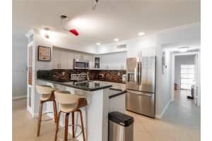 6442 Milk Wagon Ln, Miami Lakes, FL 33014, Sold 07/24/25