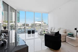 851 NE 1st Ave #909, Miami, FL 33130, - MLS#A11819952