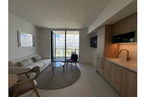 601 Ne 1st Aveue 4603, Miami