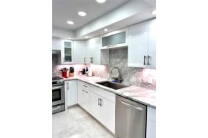 531 N Ocean Blvd APT 404, Pompano Beach, FL 33062, - MLS#A11819958