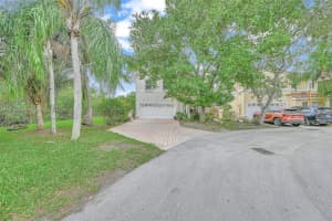 1151 W Lake St, Hollywood, FL 33019, Sold 07/21/25