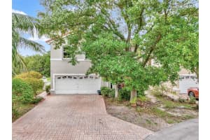 1151 W Lake St, Hollywood, FL 33019, Sold 07/21/25