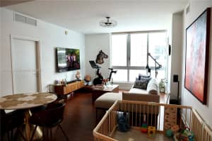 300 S Biscayne Bl T-3504, Miami