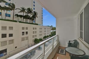 5005 Collins Ave APT 424, Miami Beach, FL 33140, - MLS#A11820002