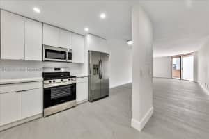 1750 W 46th St APT 433, Hialeah, FL 33012, - MLS#A11820021