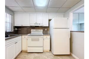9850 Sunrise Lakes Blvd 212 Sunrise, FL 33322 - MLS#A11820025