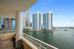 888 Brickell Key Dr APT 1006, Miami, FL 33131, Sold 09/12/25