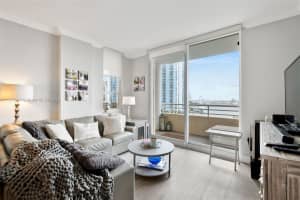 888 Brickell Key Dr APT 1006, Miami, FL 33131, Sold 09/12/25