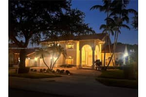 16725 NW 84th Ct, Hialeah, FL 33016, Sold 08/08/25