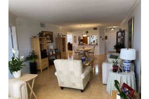 10422 NW 24th Pl APT 210, Sunrise, FL 33322, - MLS#A11820064
