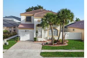 15872 Nw 21st St, Pembroke Pines