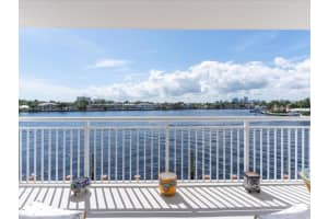 511 Bayshore Dr APT 309, Fort Lauderdale, FL 33304, - MLS#A11820104