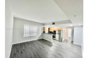 1542 Drexel Ave 107, Miami Beach