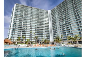 100 Bayview Dr 1609, Sunny Isles Beach
