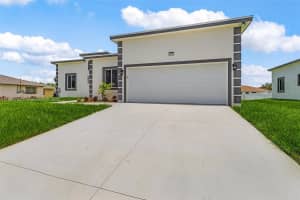 3512 2nd St W, Lehigh Acres, FL 33971, - MLS#A11820130