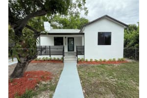 1125 Nw 37th St, Miami