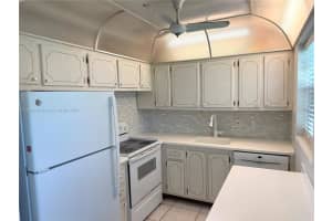 573 Durham Cir u 573, Deerfield Beach, FL 33442, - MLS#A11820195