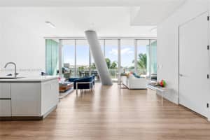2675 S Bayshore Dr 403s, Miami